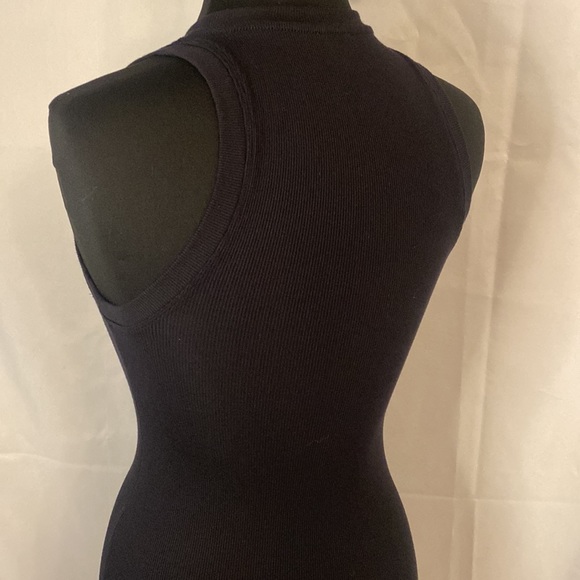 wilfred free black sleeveless midi body con dress - Picture 6 of 8